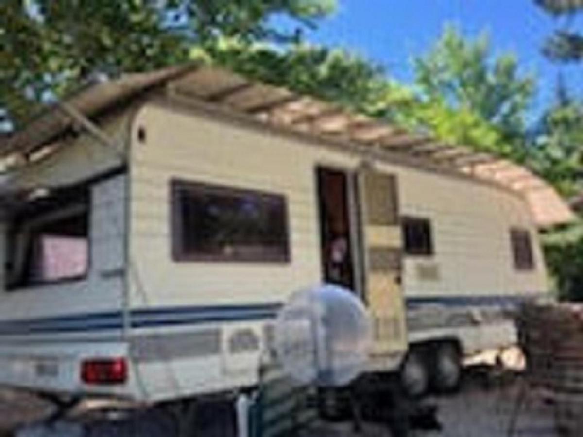 Bed and Breakfast L'Embellie Bertignat Esterno foto