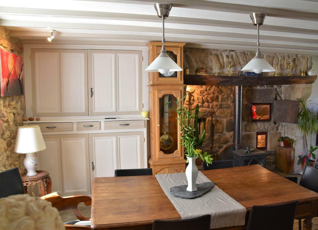 Bed and Breakfast L'Embellie Bertignat Esterno foto